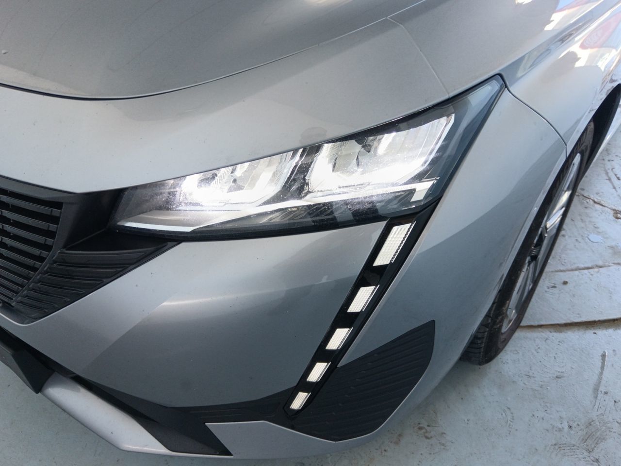 Peugeot 308 BlueHDi 130 Active Pack EAT8 - foto 23