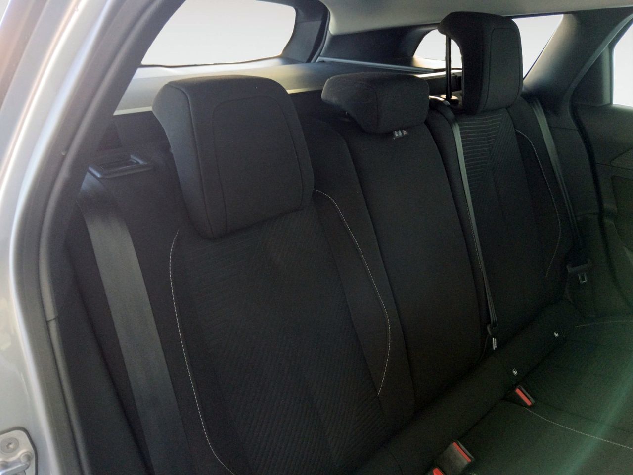 Peugeot 308 BlueHDi 130 Active Pack EAT8 - foto 10