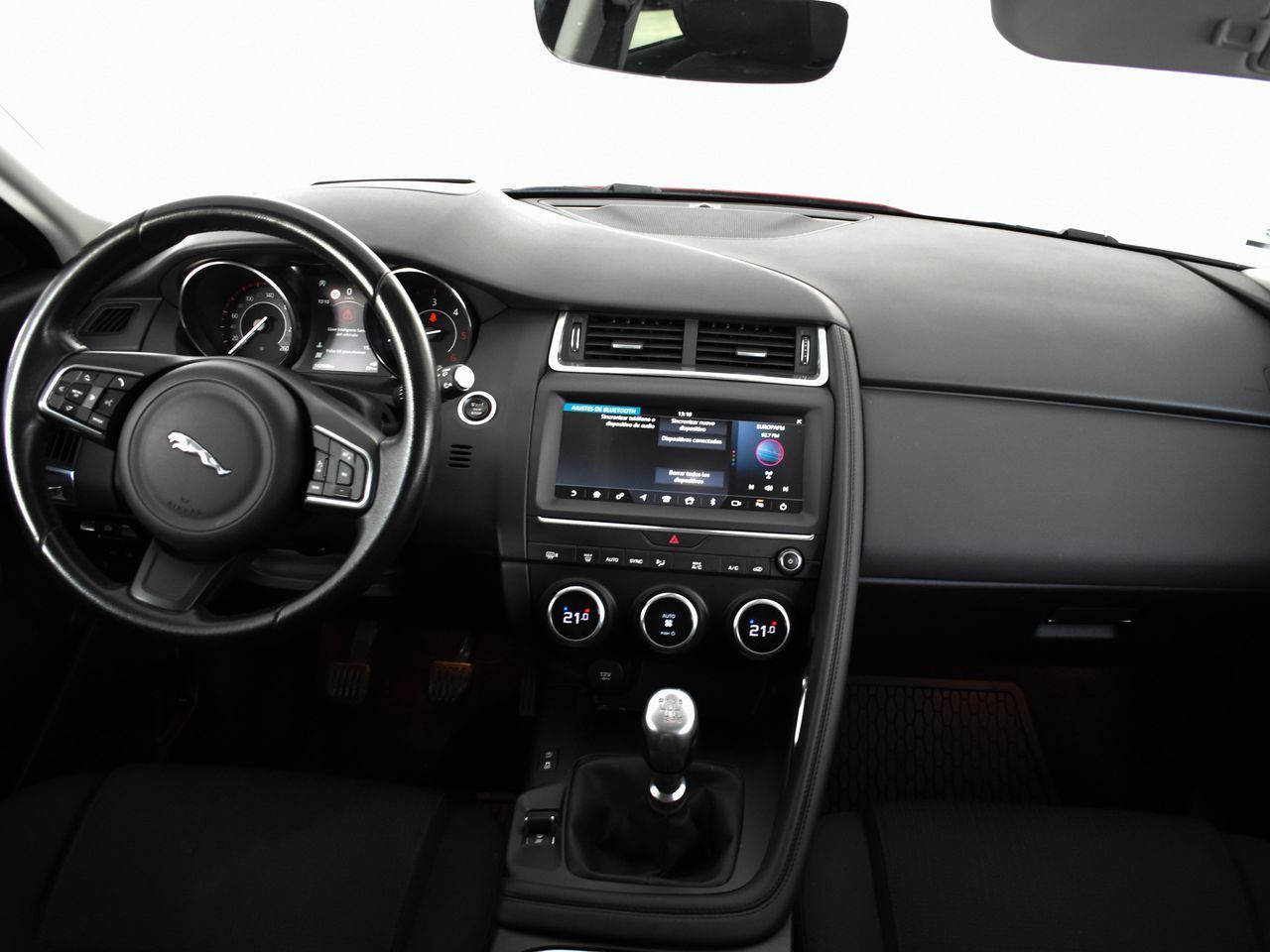 Jaguar E-Pace 2.0D - foto 7