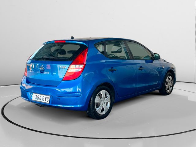 Hyundai i30 1.4 Cvvt Comfort - foto 2