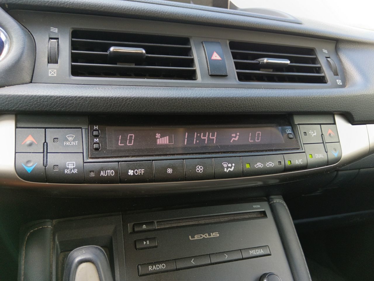 Lexus CT 200h Executive - foto 17