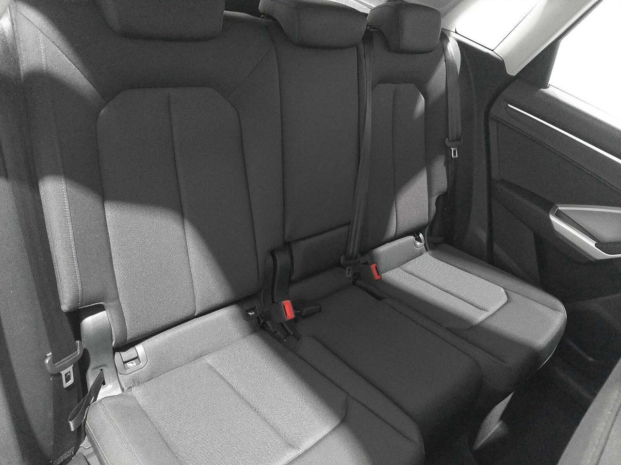 Audi Q3 Advanced 35 TDI S tronic - foto 9