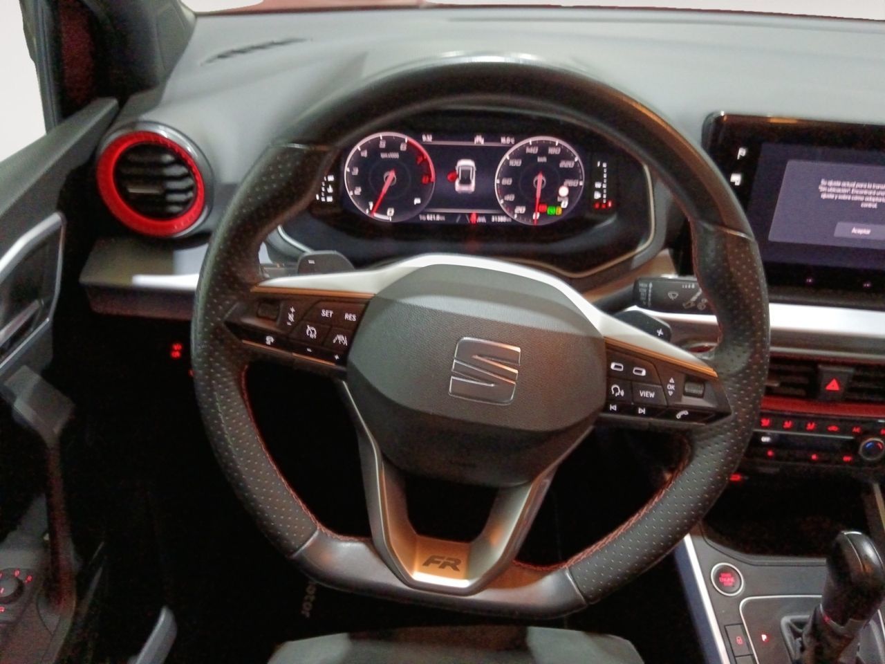 SEAT Arona 1.5 TSI FR XM DSG - foto 6