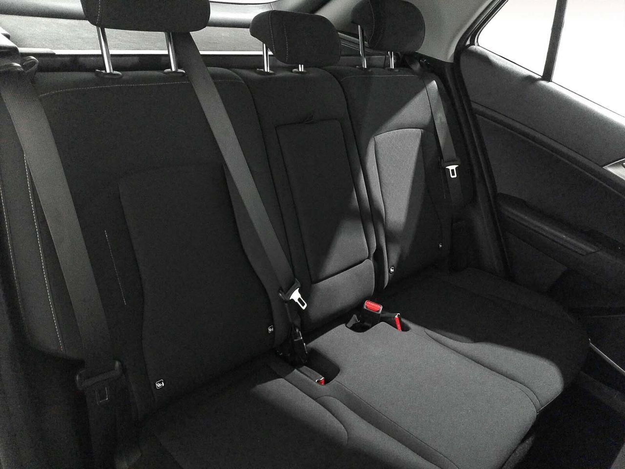 Kia Sportage 1.6 CRDi MHEV Business 4x2 DCT - foto 10