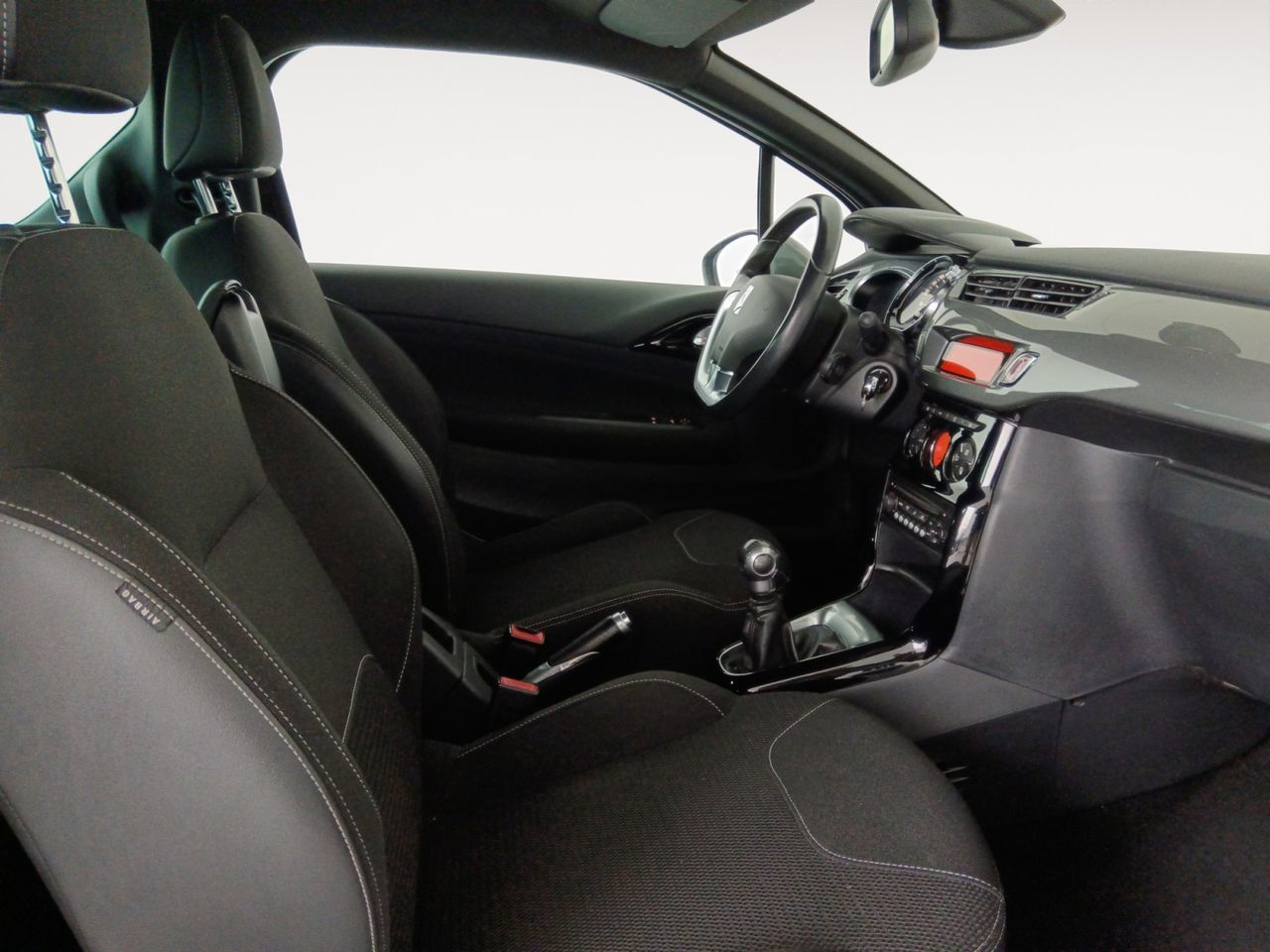 DS DS 3 1.2 PureTech Style - foto 11