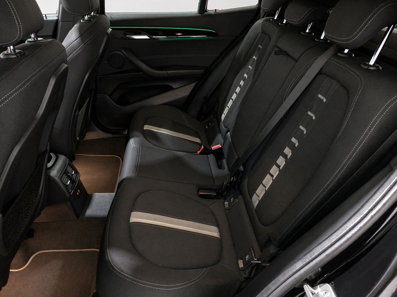 BMW X2 sDrive18i - foto 9