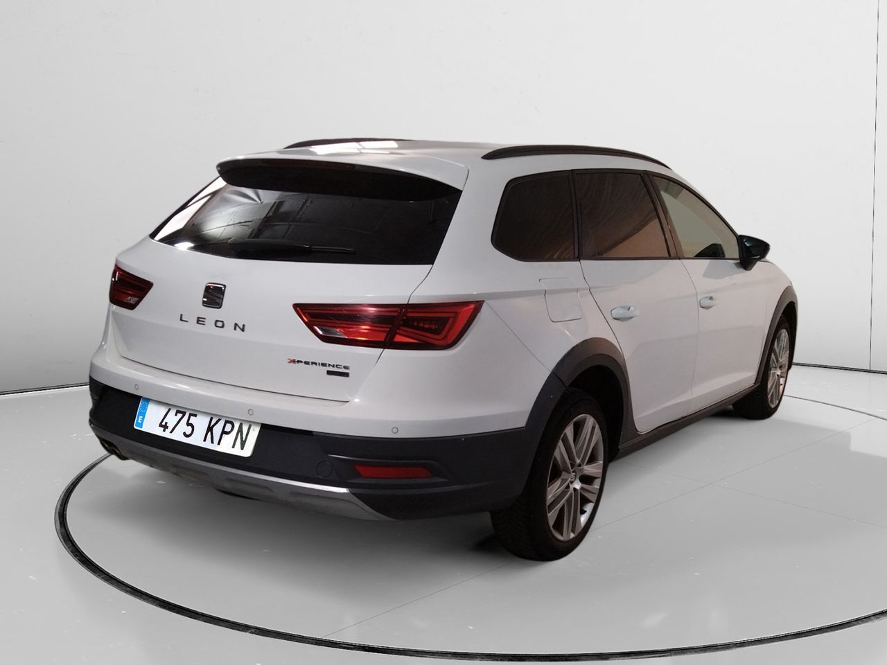 SEAT León 2.0 TDI X-perience 4Drive DSG - foto 2