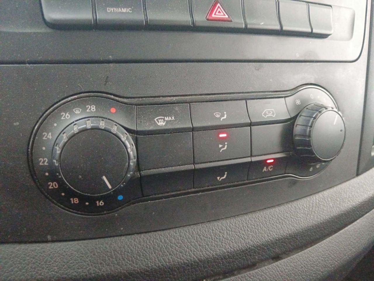 Mercedes-Benz Vito Furgon e-Vito 112 Larga - foto 16