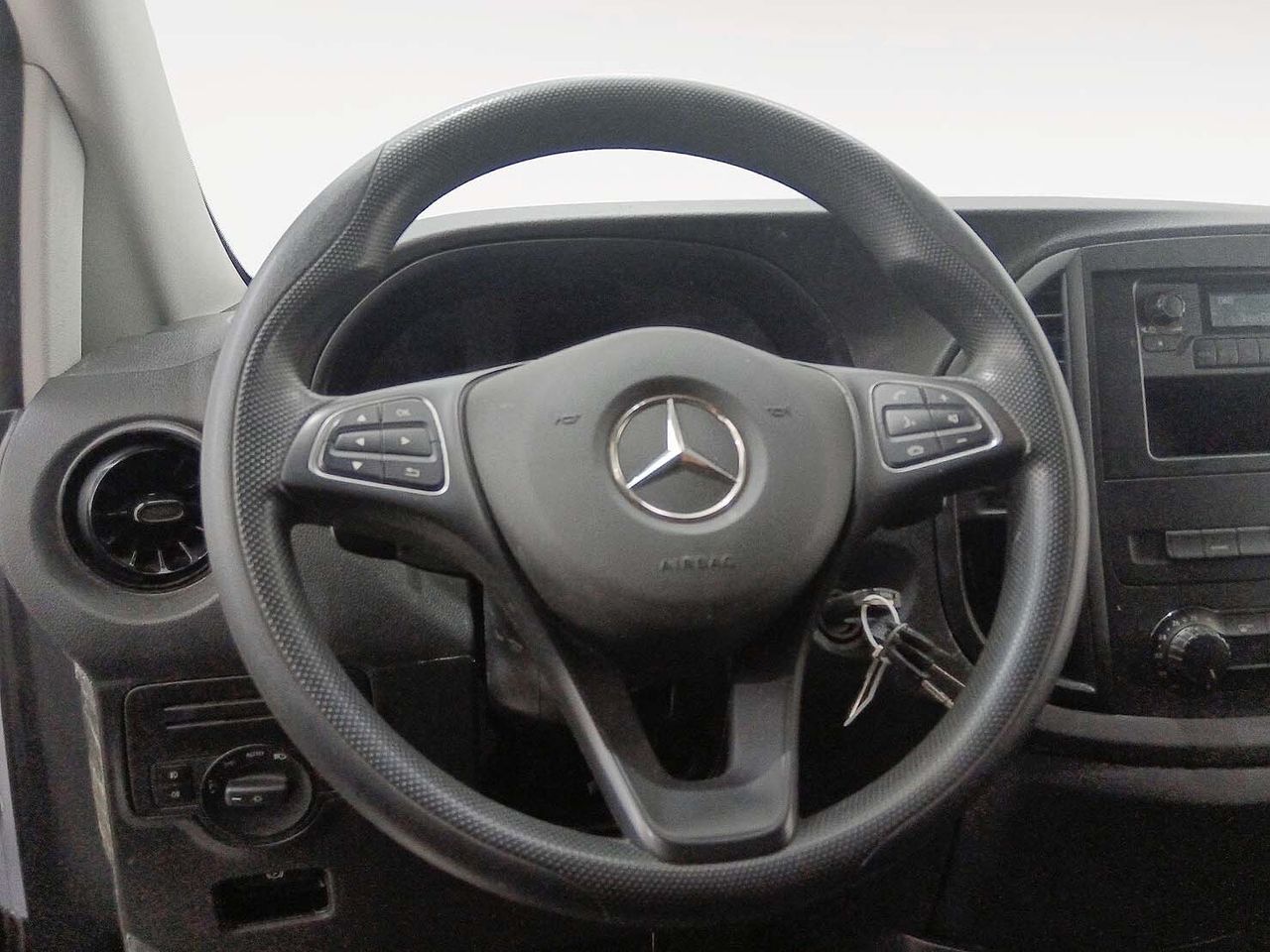 Mercedes-Benz Vito Furgon e-Vito 112 Larga - foto 7