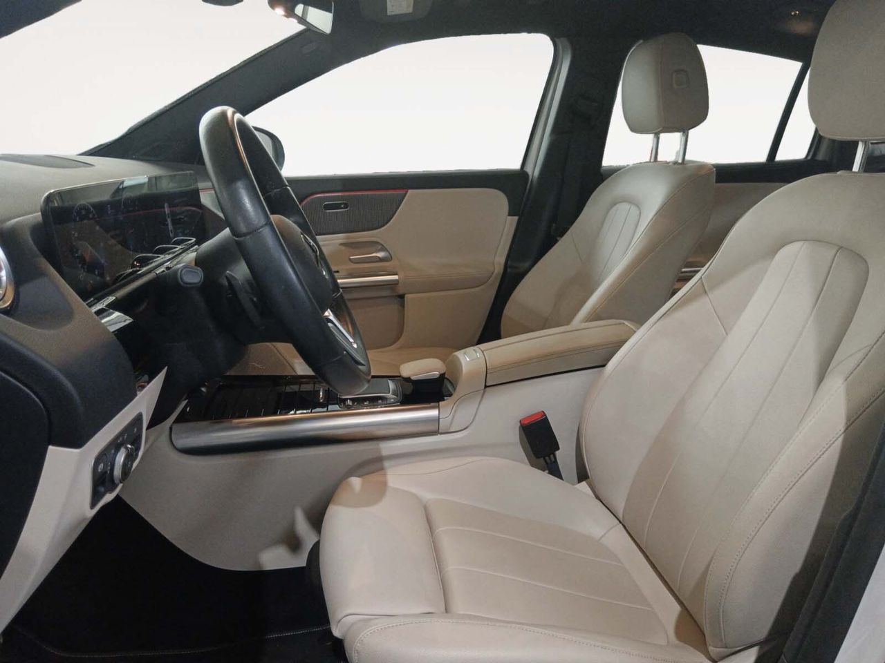Mercedes-Benz GLA 220 d 4Matic - foto 9