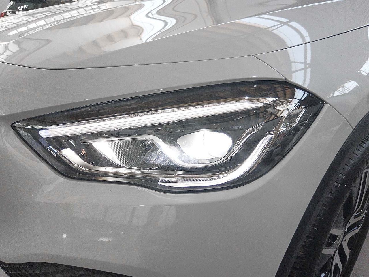 Mercedes-Benz GLA 220 d 4Matic - foto 24