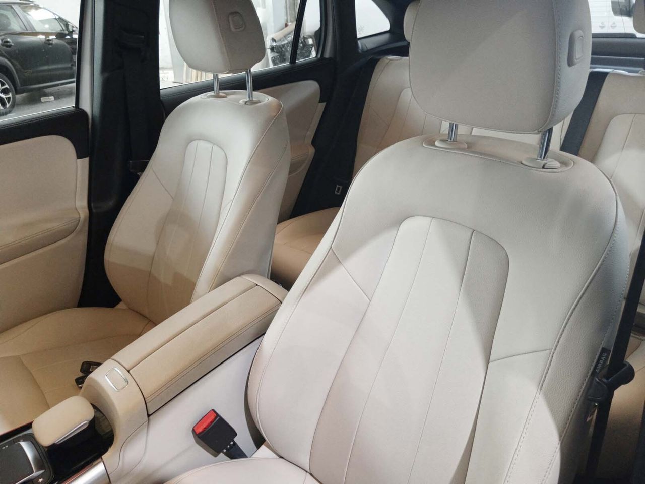 Mercedes-Benz GLA 220 d 4Matic - foto 22