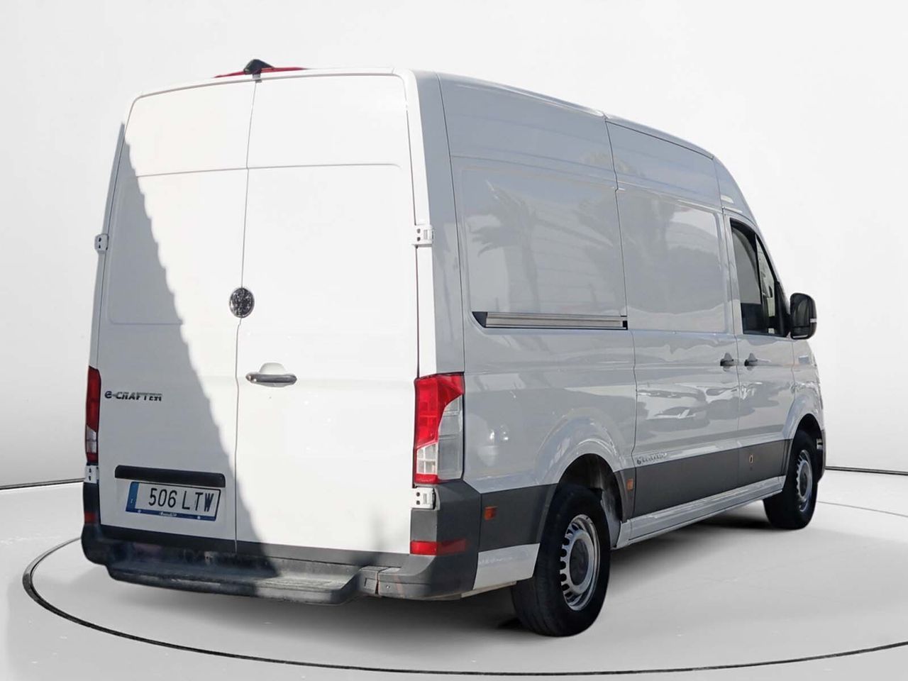 Volkswagen e-Crafter Batalla Media Furgon 35 L3H2 FWD 3.500 - foto 2