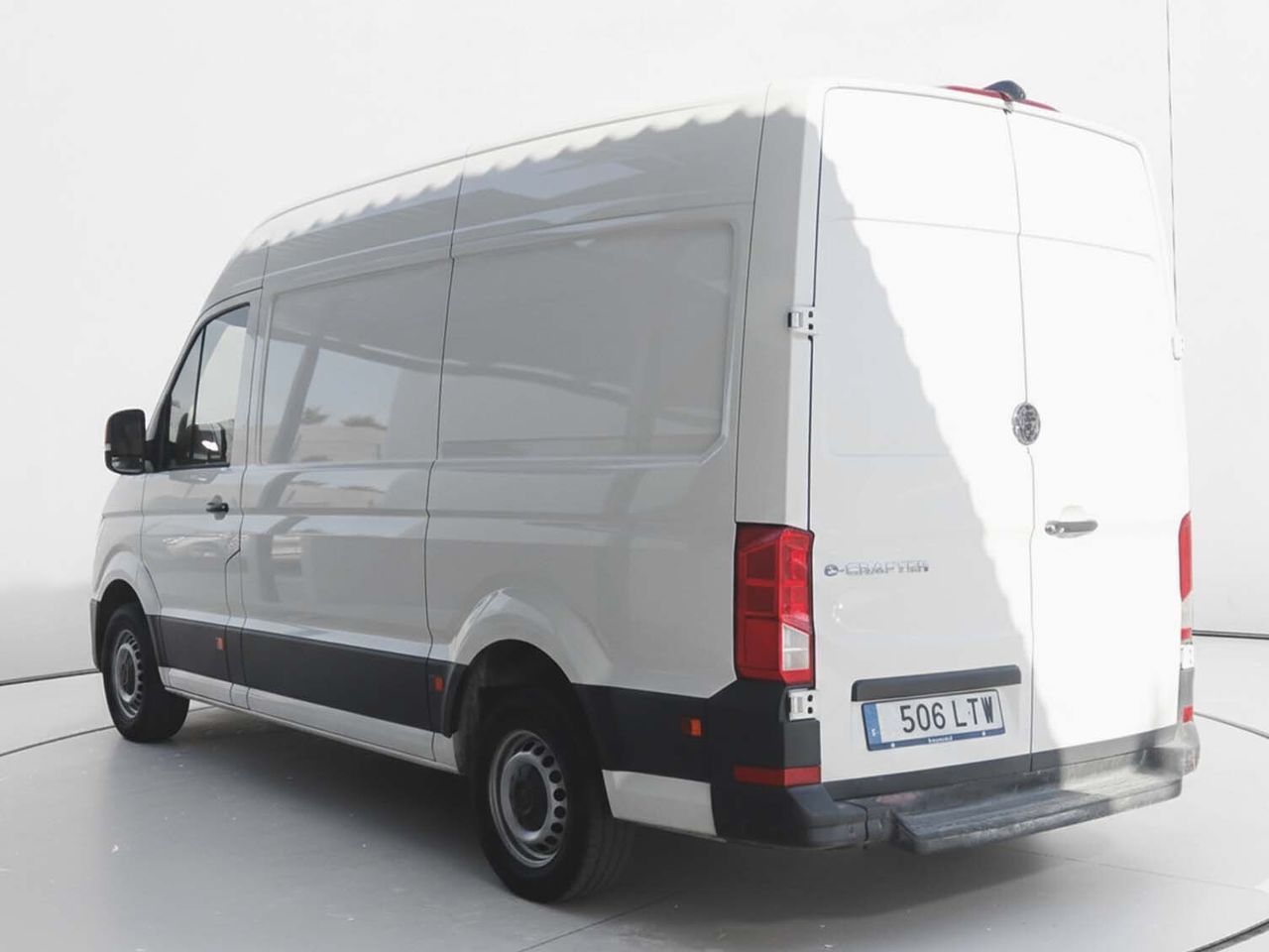 Volkswagen e-Crafter Batalla Media Furgon 35 L3H2 FWD 3.500 - foto 4