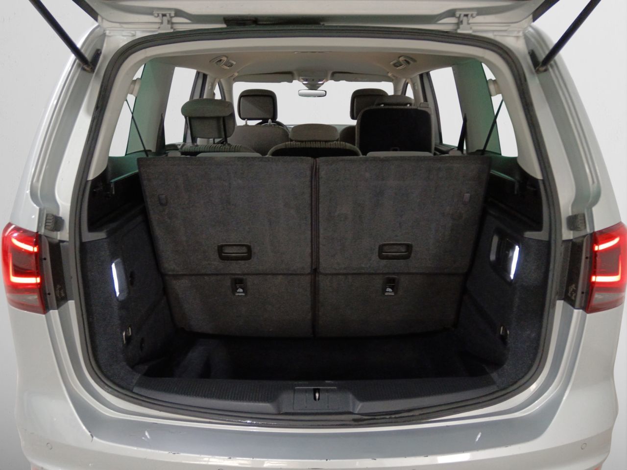 SEAT Alhambra 1.4 TSI Style Go DSG - foto 12