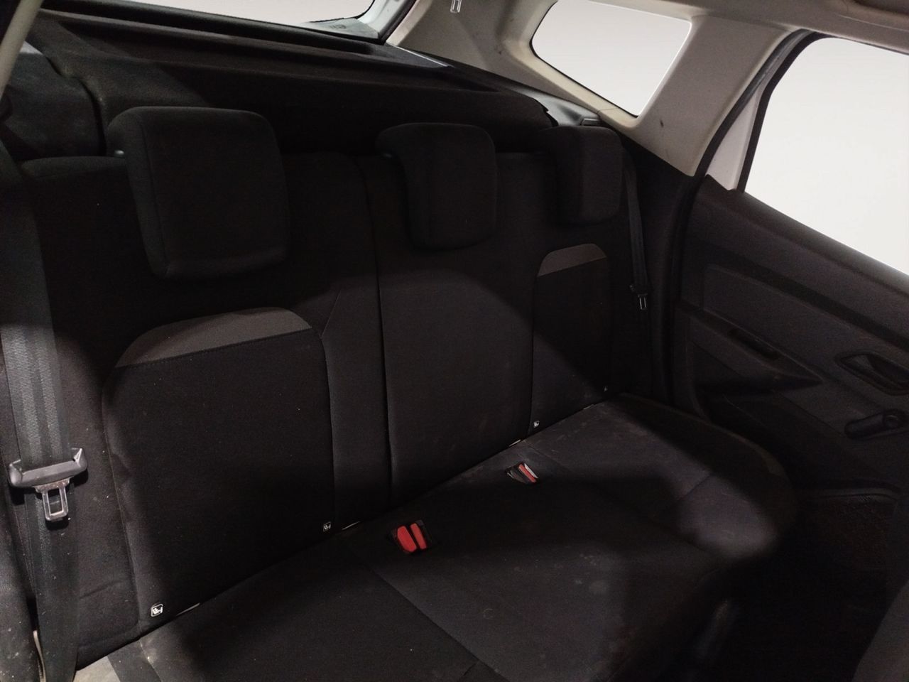 Dacia Duster Essential Blue dCi 4x4 - foto 10