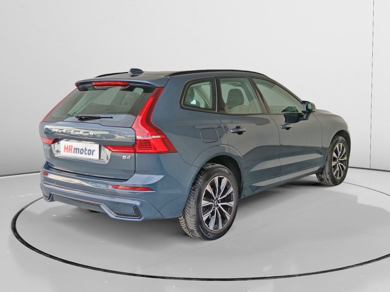 Volvo XC60 B4 D Plus Dark - foto 2