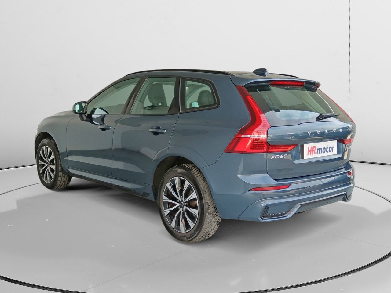 Volvo XC60 B4 D Plus Dark - foto 4