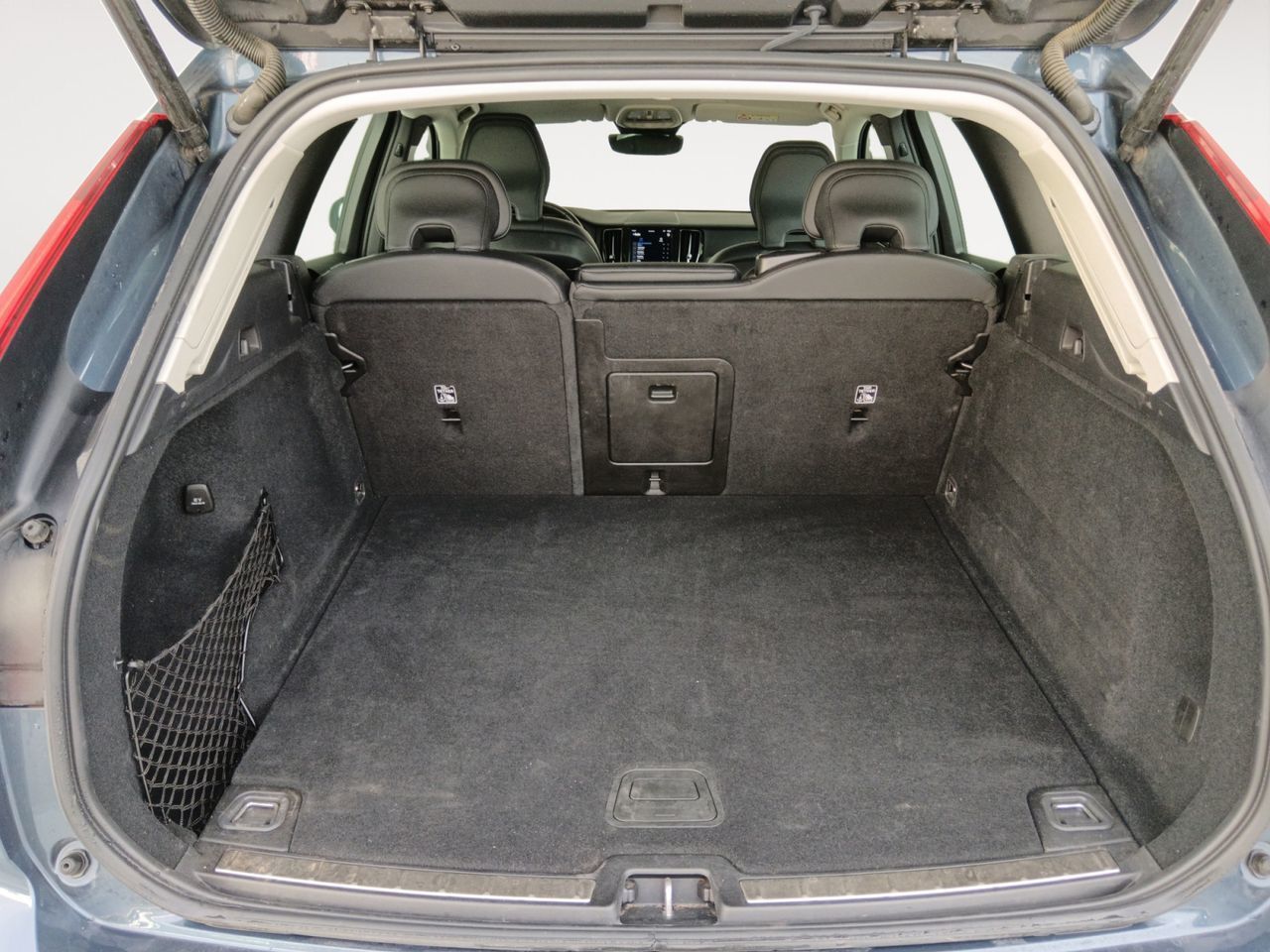Volvo XC60 B4 D Plus Dark - foto 12