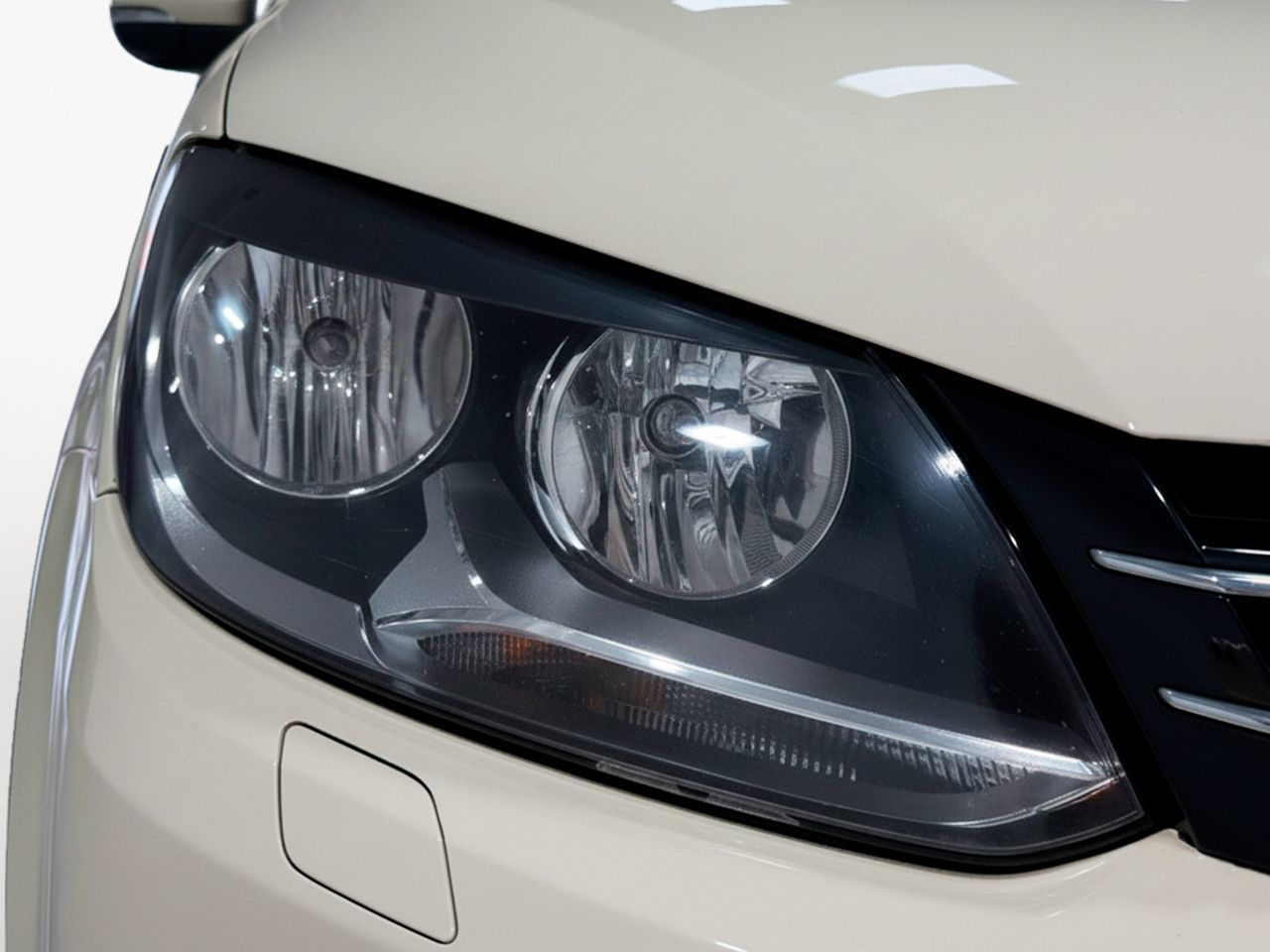Volkswagen Touran Business 1.4 TGI DSG - foto 17