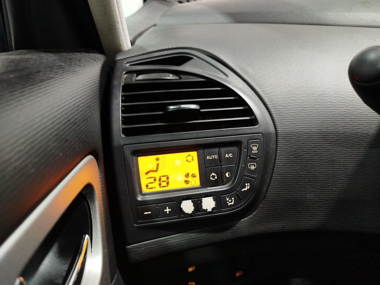 Citroën Grand C4 Picasso 1.6 HDi Seduction - foto 17