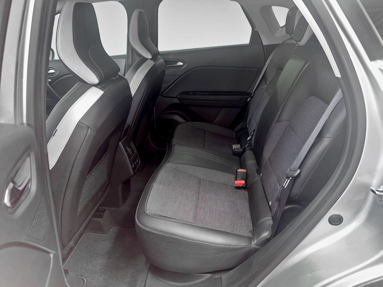 Renault Captur Zen TCe - foto 11