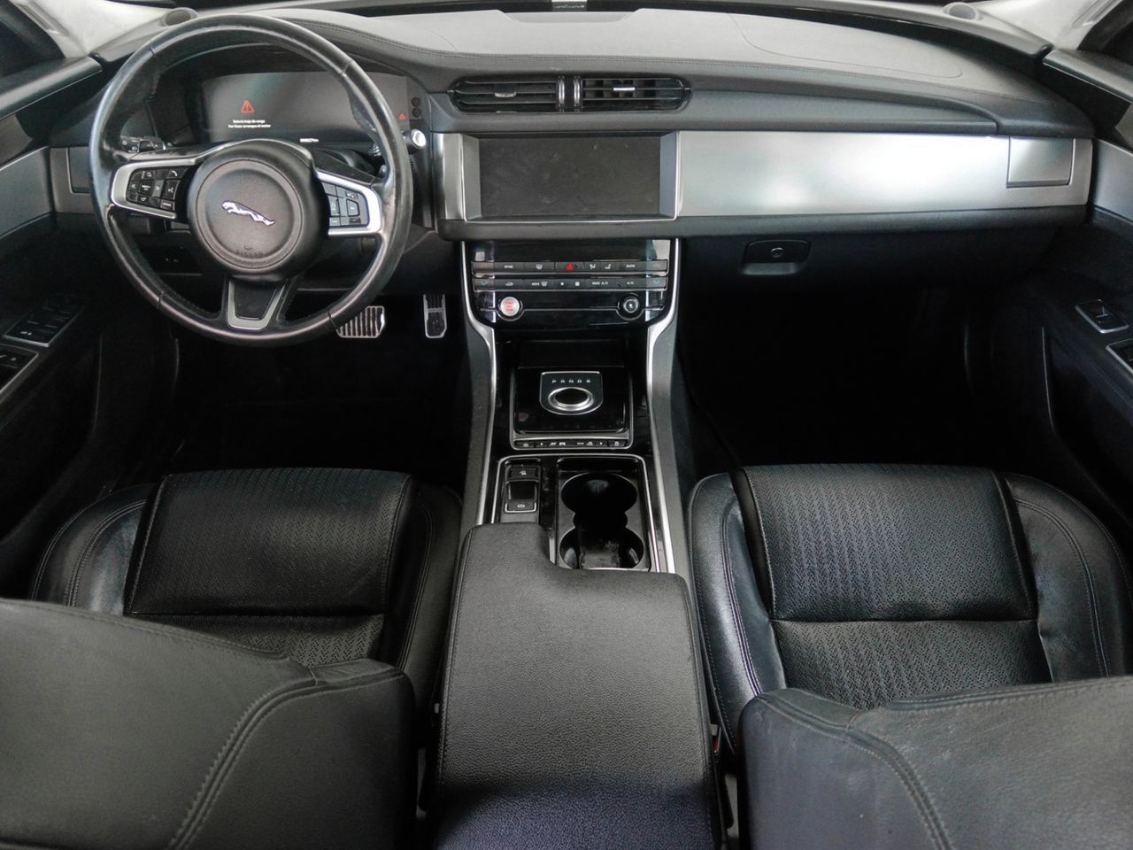 Jaguar XF 2.0D I4 Prestige - foto 7