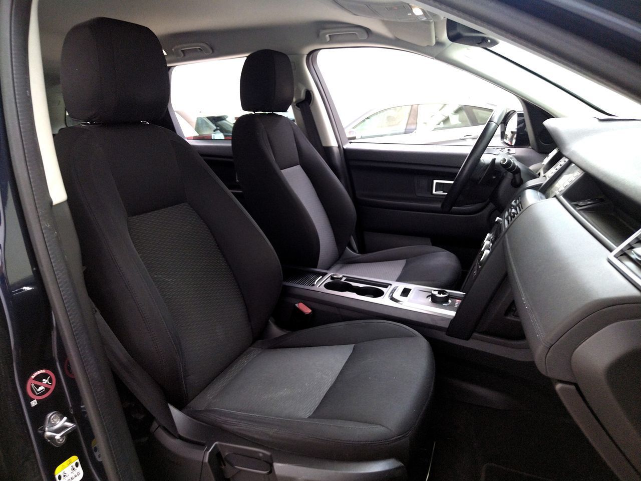 Land Rover Discovery Sport 2.0L TD4 Pure 4x4 - foto 11