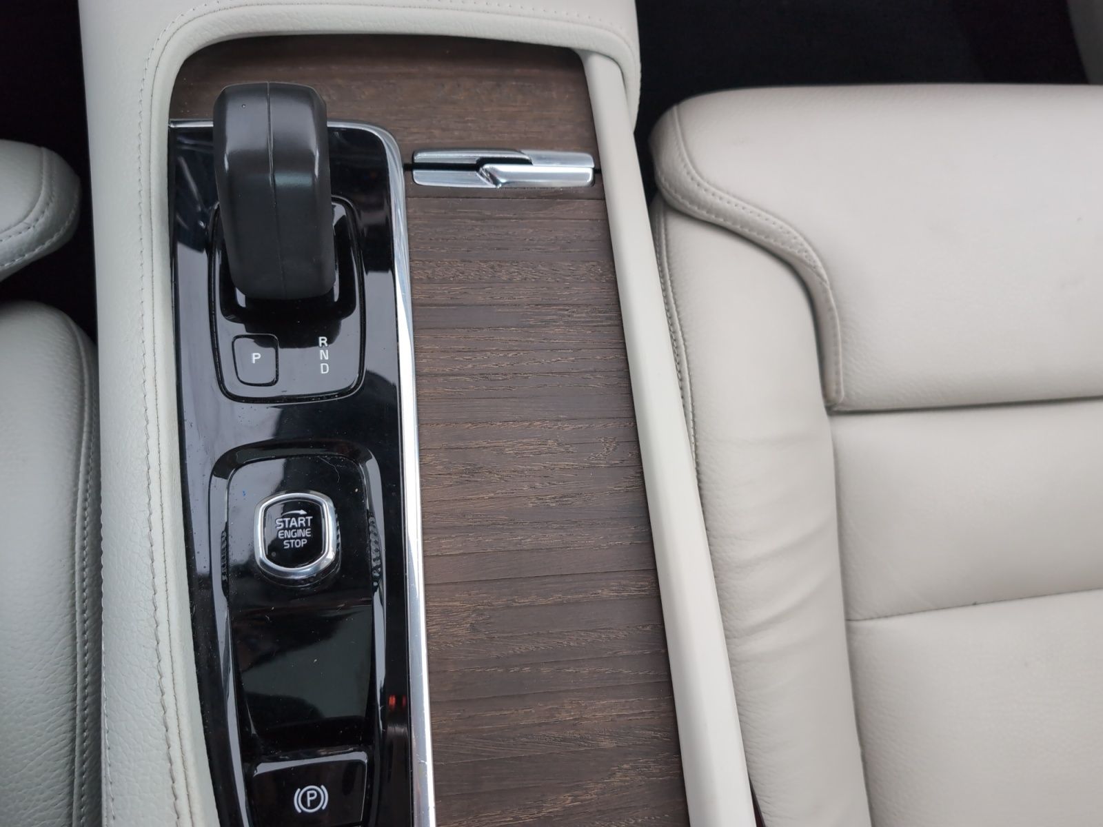 Volvo V90 B4 D Core AWD - foto 16