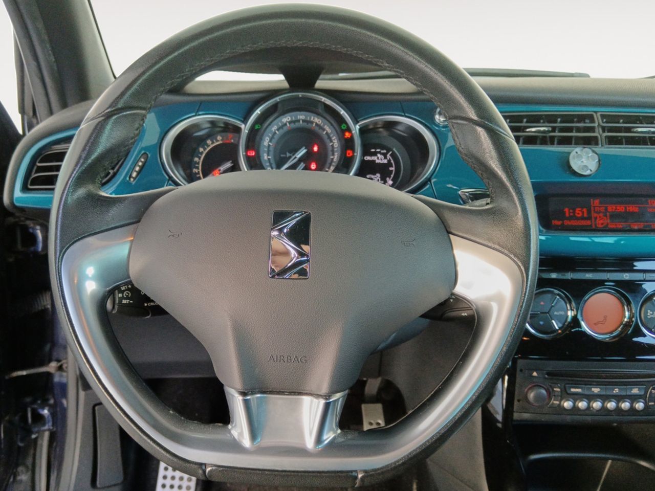 DS DS 3 Crossback PureTech 82 Desire - foto 8