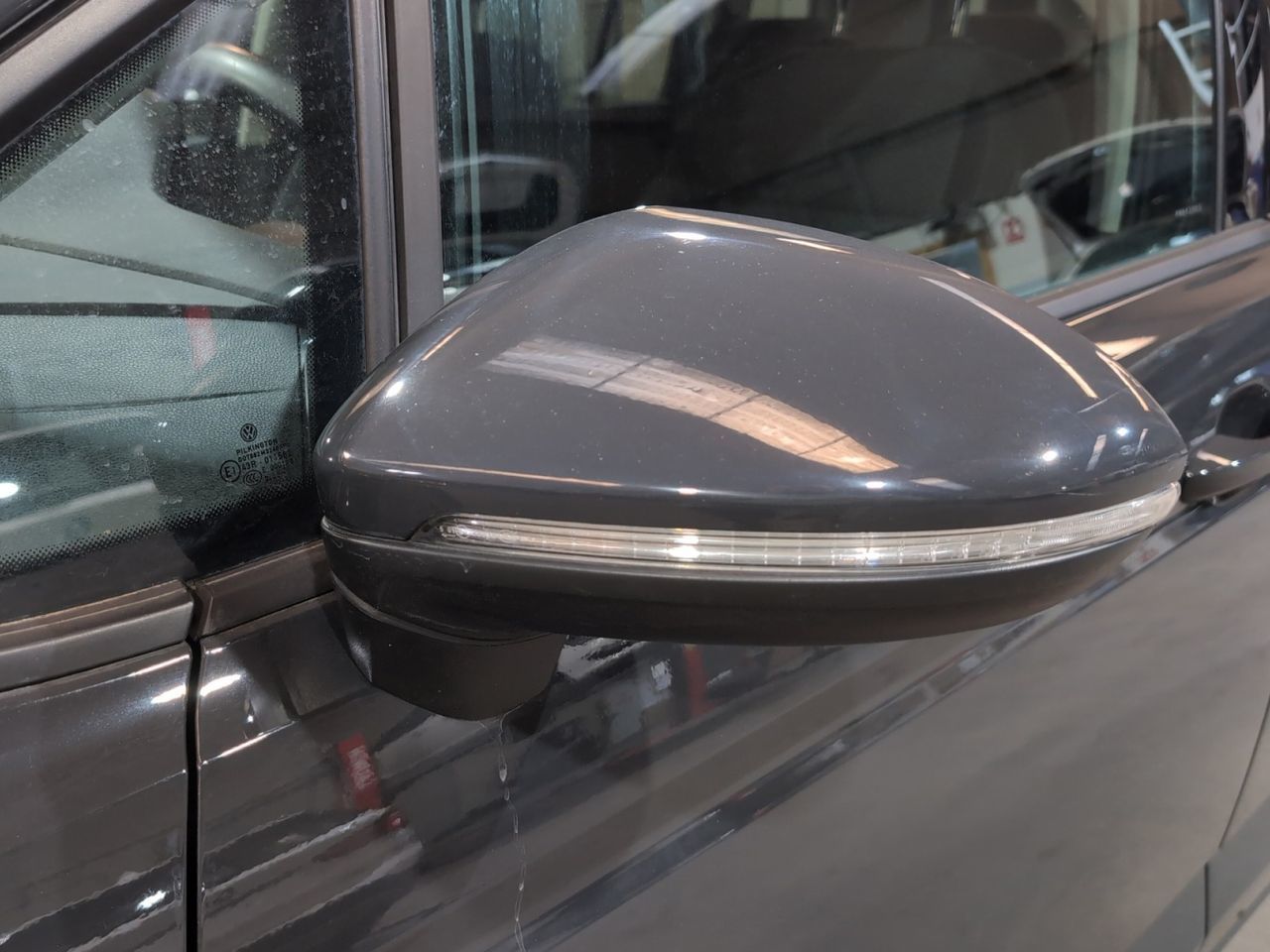 Volkswagen Touran Advance 2.0 TDI DSG - foto 22