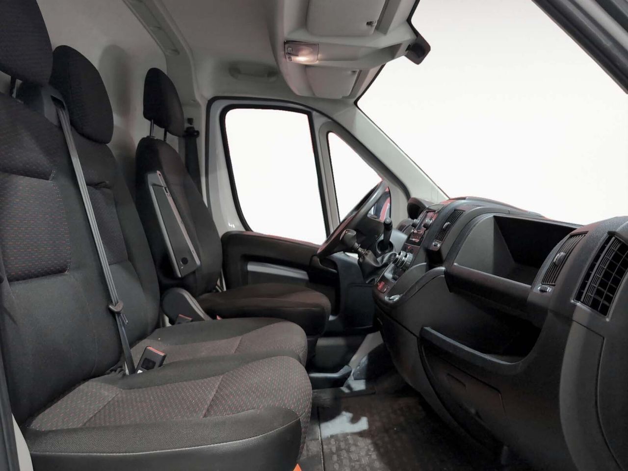 Opel Movano Furgón BlueHDi 140 Edition L2H2 3.500 - foto 10