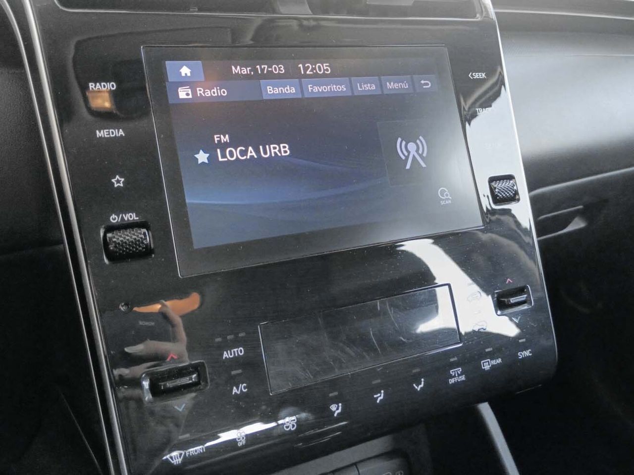 Hyundai Tucson 1.6 CRDi Maxx - foto 16