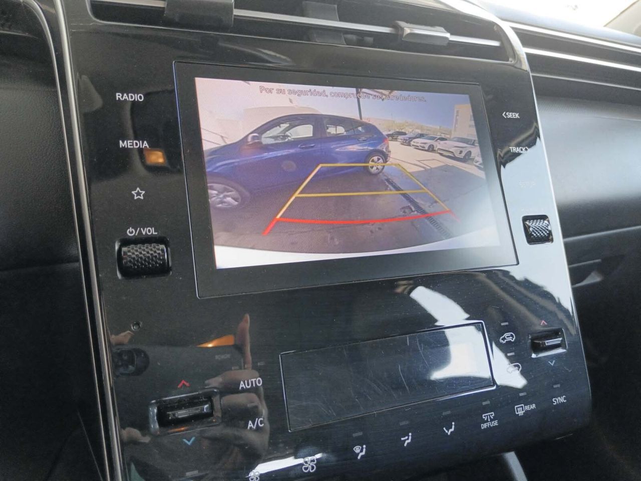 Hyundai Tucson 1.6 CRDi Maxx - foto 18