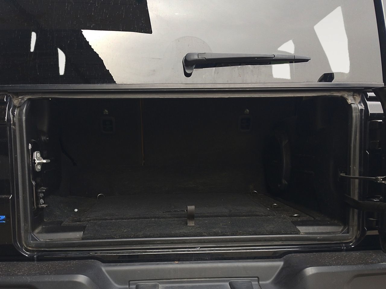 Jeep Wrangler 2.0 Sahara 8ATX - foto 11