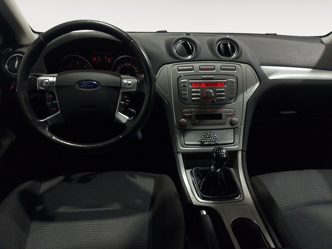Ford Mondeo 1.8 TDCi Trend - foto 7