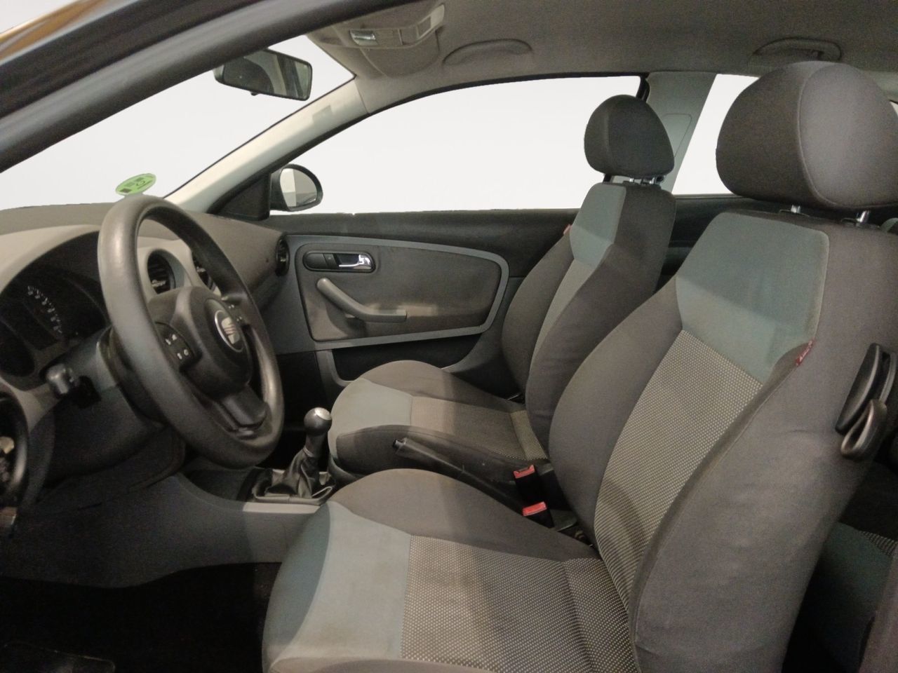 SEAT Ibiza 1.4 16V Stylance - foto 8