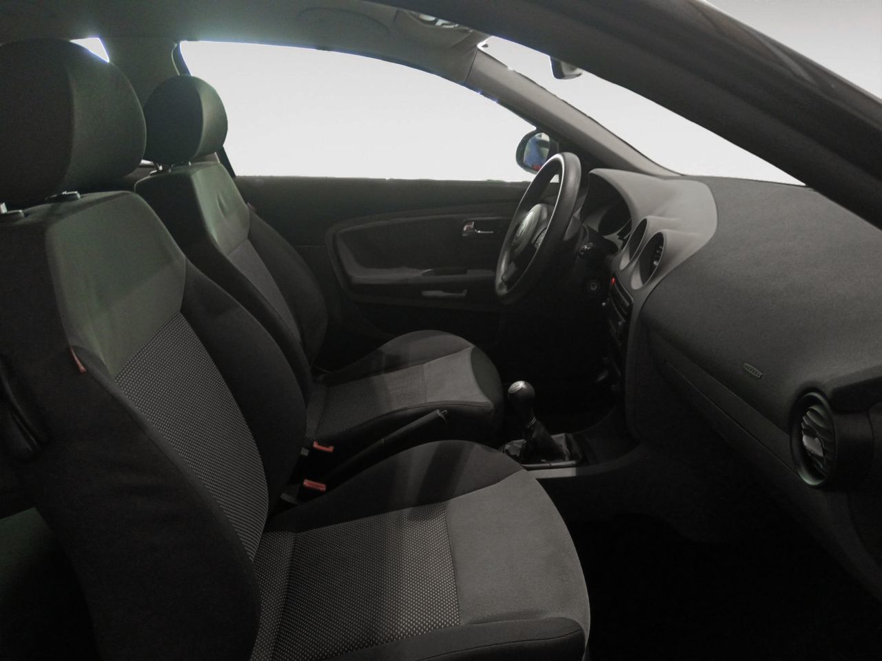 SEAT Ibiza 1.4 16V Stylance - foto 10