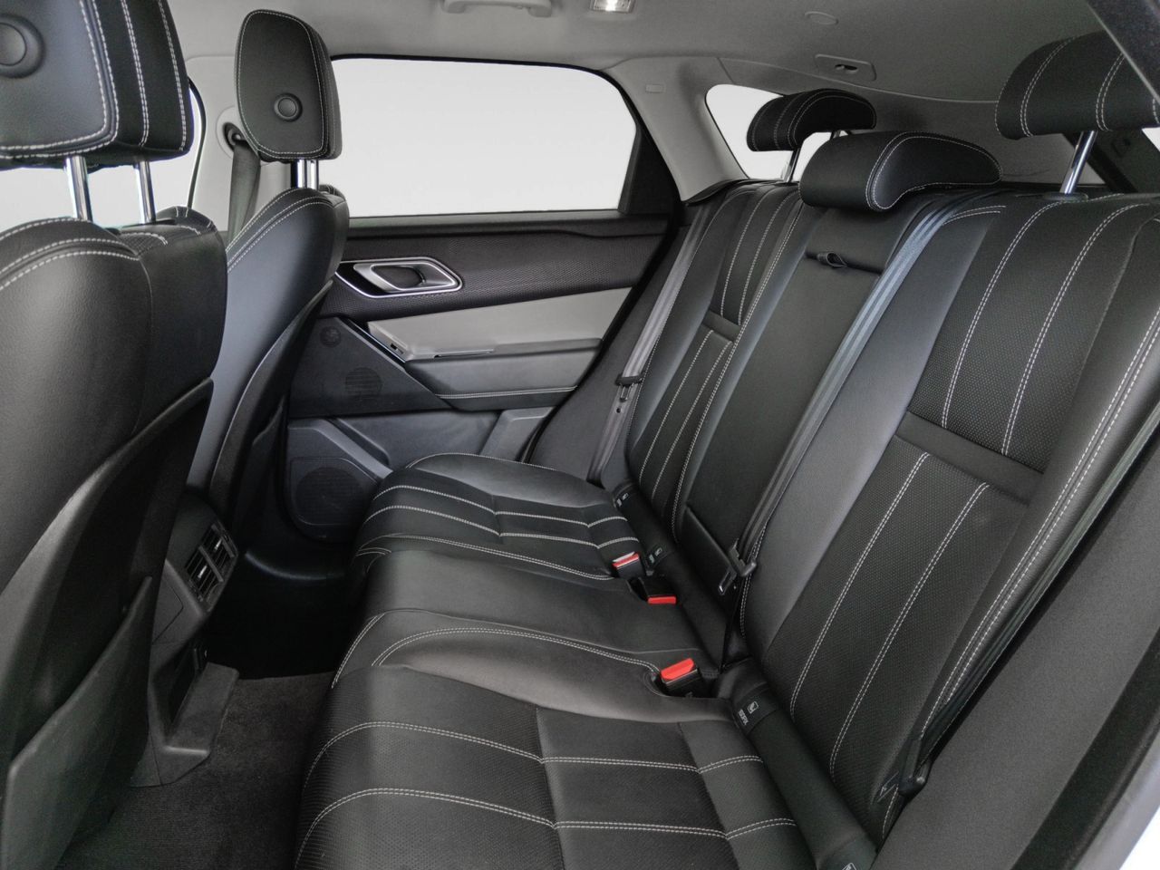 Land Rover Range Rover Velar 2.0D I4 MHEV S 4WD - foto 12