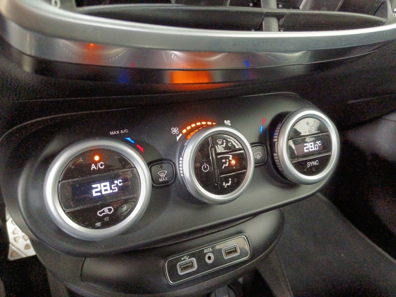Fiat 500X 1.3 MultiJet Mirror 4x2 - foto 17