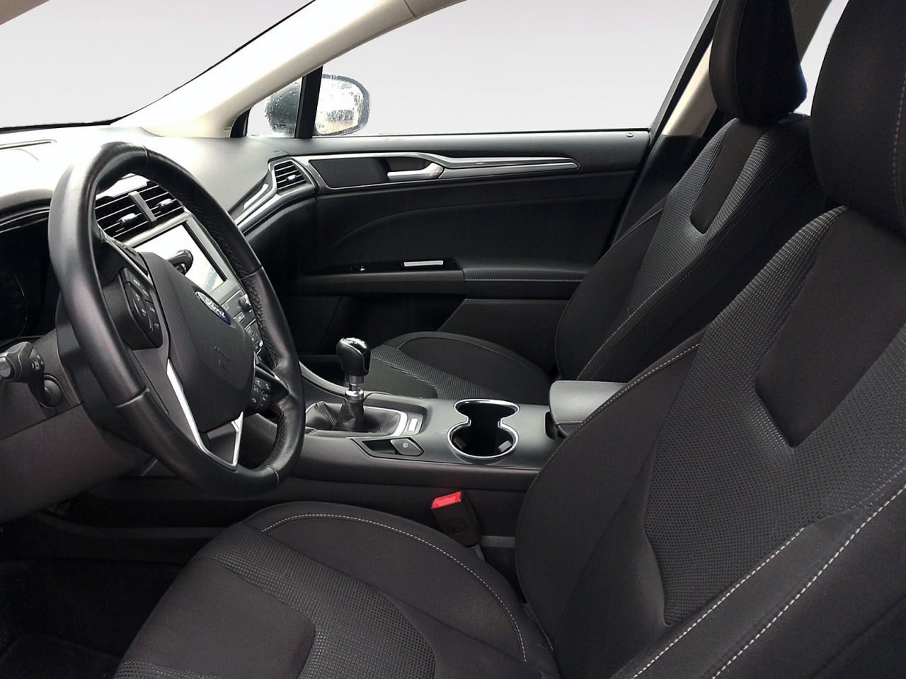 Ford Mondeo 1.5 EcoBoost Titanium - foto 9