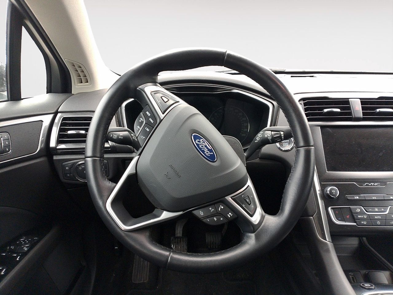 Ford Mondeo 1.5 EcoBoost Titanium - foto 8