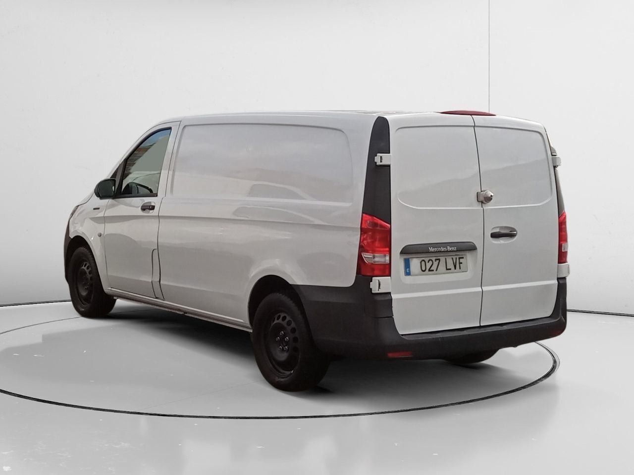 Mercedes-Benz Vito Furgon E-Vito 111 BEV Larga - foto 4
