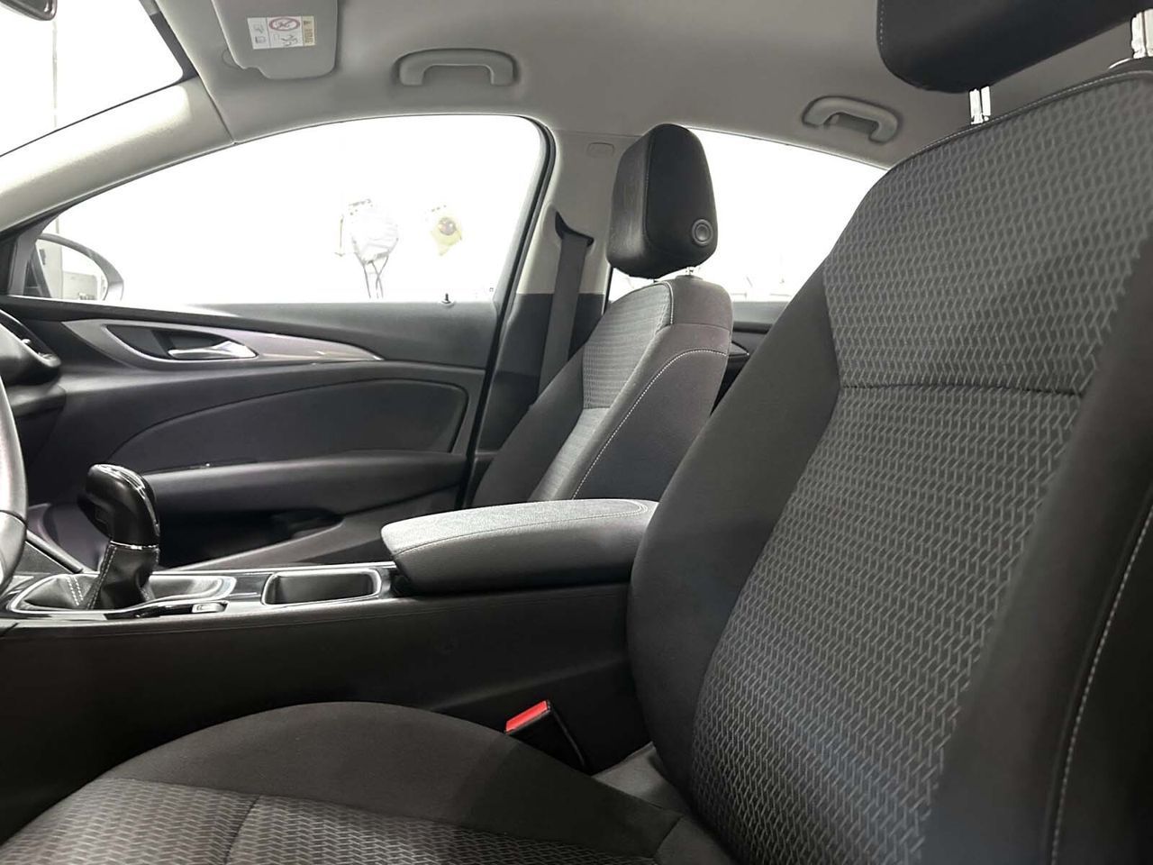 Opel Insignia 1.5D DVH GS Edition - foto 18