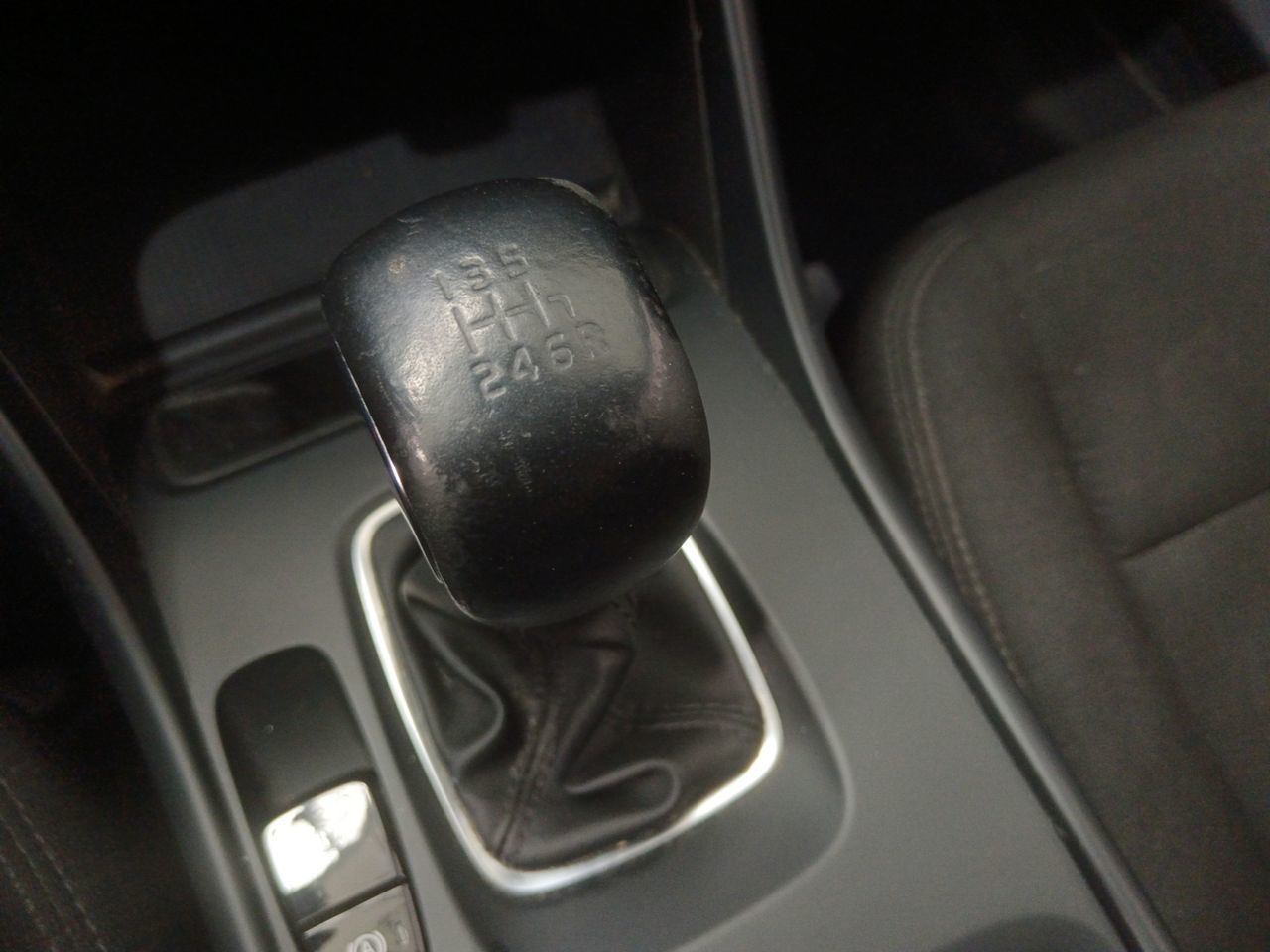 Volvo XC40 T2 Momentum Core - foto 13