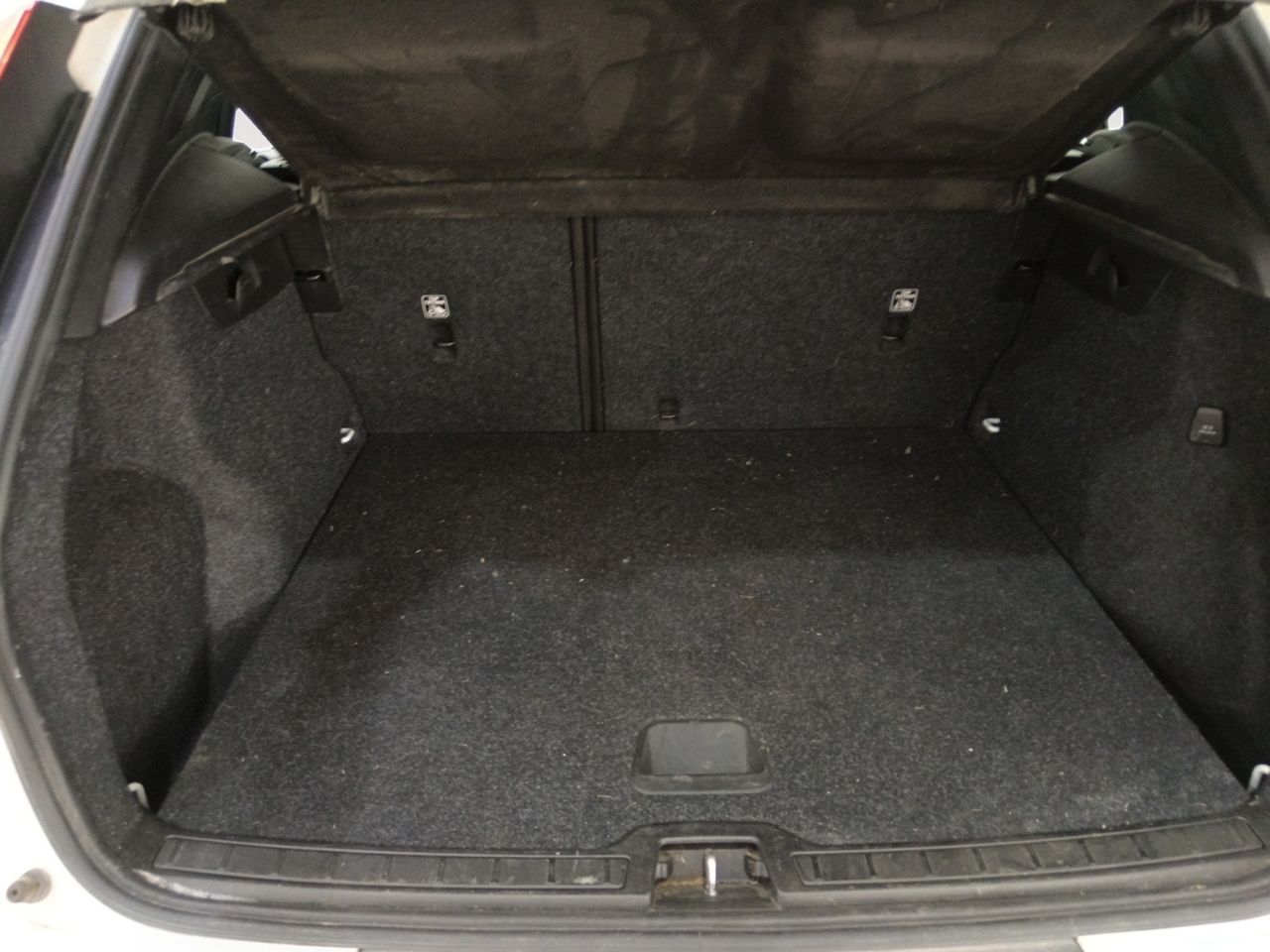 Volvo XC40 T2 Momentum Core - foto 12