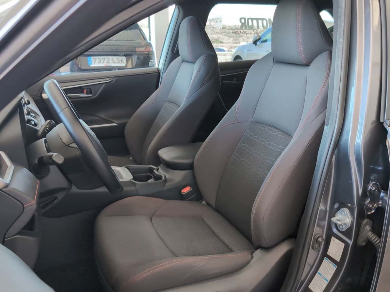 Toyota RAV4 2.5l PLug-In Hybrid Advance e-CVT - foto 23