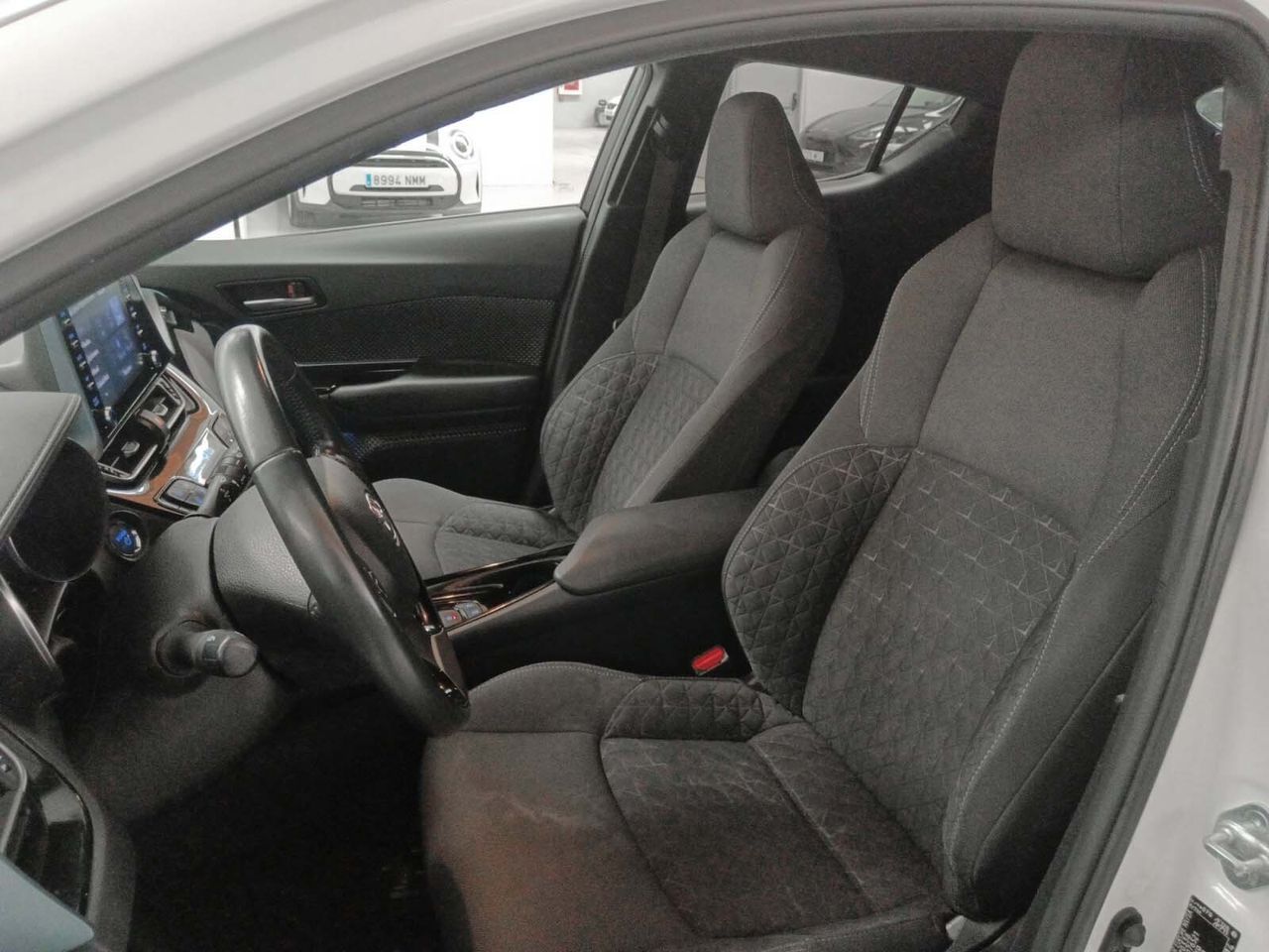 Toyota C-HR 180H Advance - foto 21