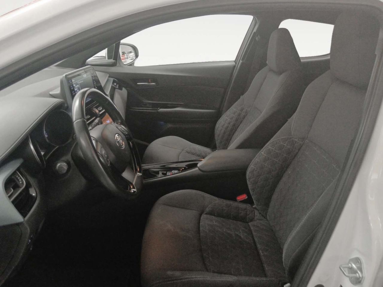 Toyota C-HR 180H Advance - foto 10