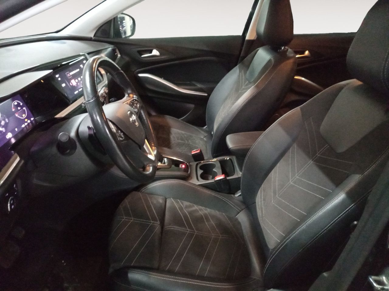 Opel Grandland 1.6 Turbo PHEV Ultimate 4x2 - foto 8